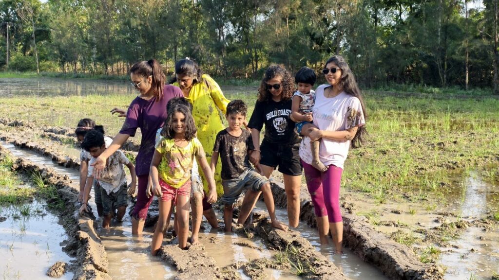 Grandchildren Stay at Vaksana Farms